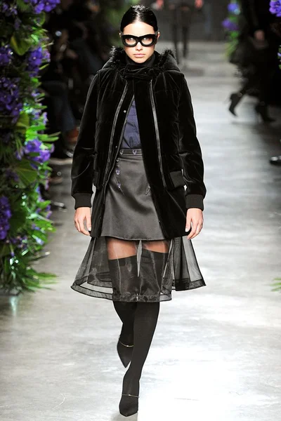 Look 33